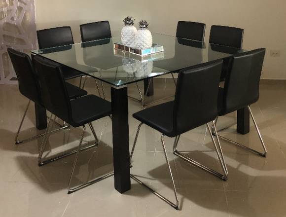 JUEGO DE COMEDOR DE 8 SILLAS en Santo Domingo de Guzmán (Municipio)