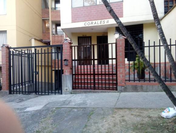Se arrienda apartamento Santa Mónica en Medellin