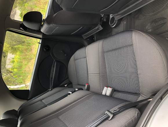 Vendo Aveo Activo 2.0 cc , AC en Baños de Agua Santa (Cantón)