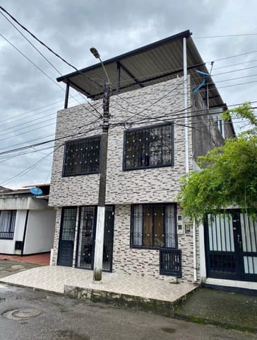 Se vende casa rentable en la Coralina en Villavicencio (Municipio)