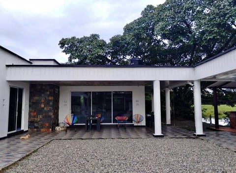Se vende casa campestre condominio Santa Johanna de los bosques en Villavicencio (Municipio)