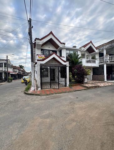 Se vende casas esquinera en el barrio las Acacias Villavicencio en Villavicencio (Municipio)