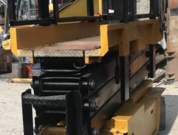 SCISSORS LIFT MARCA GROVE NORTH AMERICA en Ojuelos de Jalisco (Municipio)