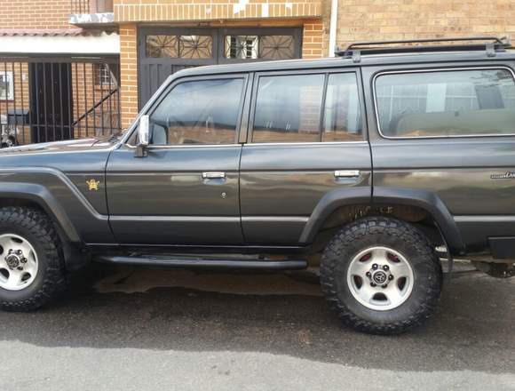 Vendo Toyota fj 62 modelo 92 versión especial