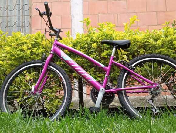 Bicicleta en perfecto uso a la venta en Bogotá, D.C. (Municipio)