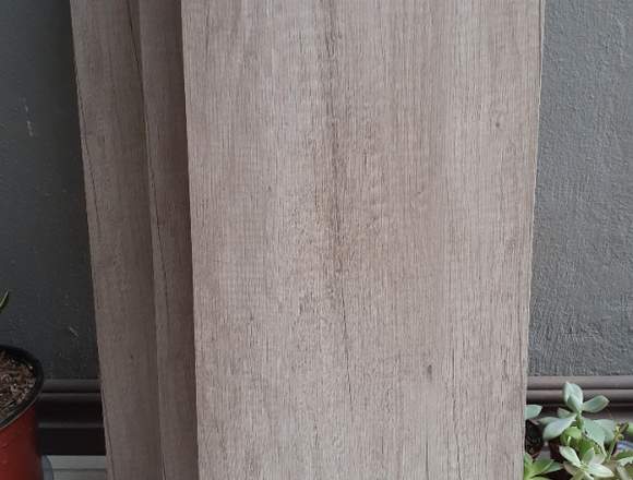 Repisas Flotantes de Maderas Mixtas Beige en San José (Cantón)