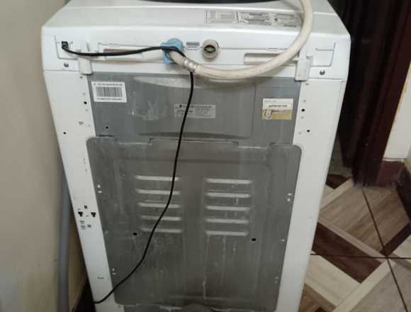 Vendo Lavadora LG 6.5 KILOS en Jesús María (Lima 11) (Distrito)