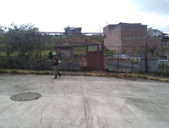 VENDO SITIO EN CHILCAPAMBA FULL PARA DOS VILLAS en Cuenca (Cantón)