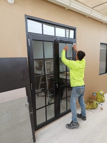 ALUMINIO - VIDRIO TEMPLADO - ALUCOBOND TRABAJAMOS EN TODO EL PAIS en Guayaquil (Cantón)