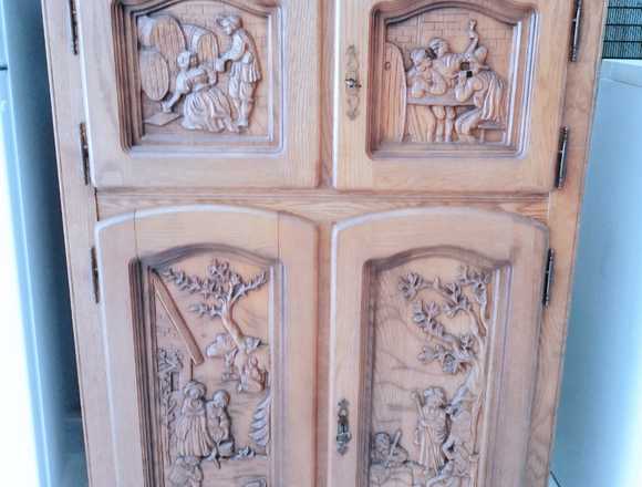 Mueble de madera en Oliva (Municipio)