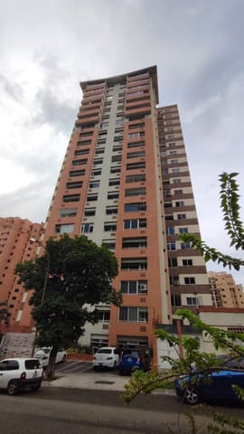Apartamento en Alquiler en Res. Vista al Parque, Las Chimeneas en Libertador (Municipio)