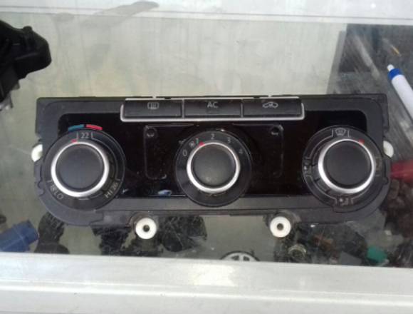 CONTROL DE AIRE ACONDICIONADO VW BORA en Cuernavaca (Municipio)