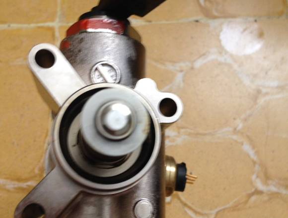BOMBA ALTA PRESION GASOLINA PASSAT JETTA BORA 2.0 en Cuernavaca (Municipio)