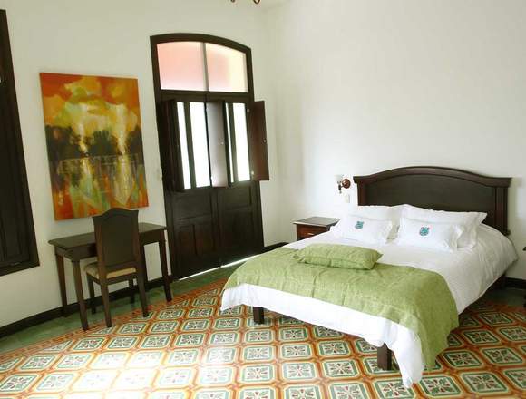 HOTEL CASA ESCOBAR EN BUGA