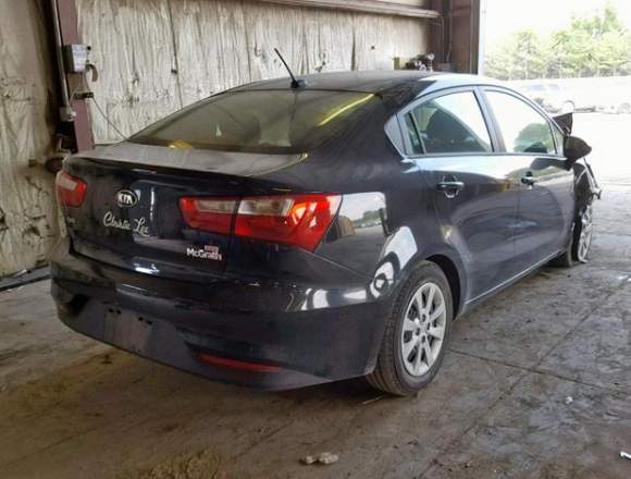 En Venta Kia Rio 2017 a Reparar en San Salvador (Municipio)