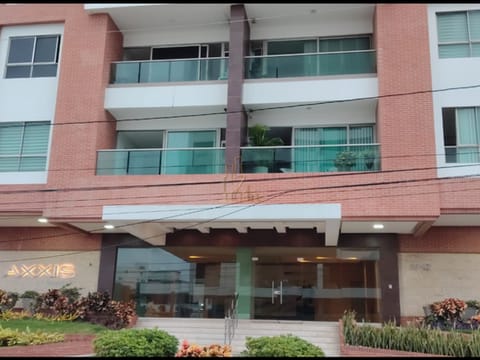 APARTAMENTO EN VENTA ALTOS DE RIOMAR (RETOMA BANCARIA - OPORTUNIDAD)