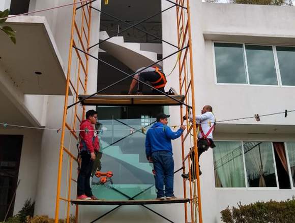 Vidrios y Aluminios Crisdea en Azcapotzalco (Municipio)