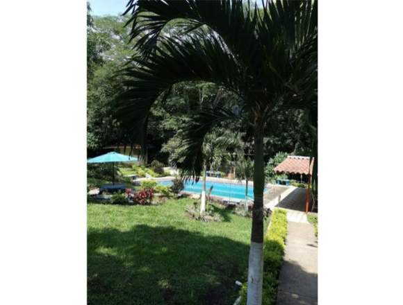 V#72 Atractiva Quinta en venta/ Atenas en Atenas (Cantón)