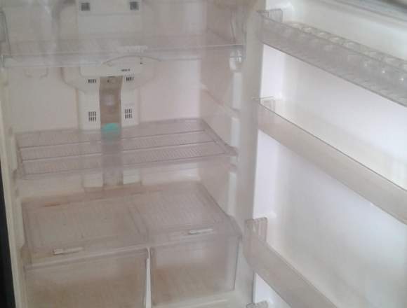 Nevera LG Dos Puertas Usada Precio Negociable 270$ en Aragua (Municipio)