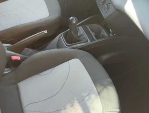 Seat Ibiza 2014 en perfecto estado en Vitoria-Gasteiz (Municipio)