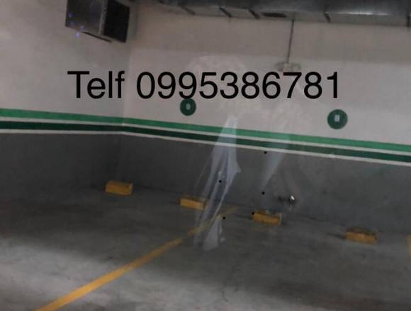 ARRIENDO ESTACIONAMIENTO. NNUU Y AMERICA en Quito (Cantón)