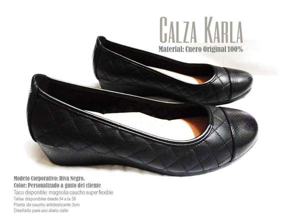 Zapato para uniforme en cuero en Empalme (Cantón)