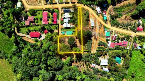 SE VENDE TERRENO PLANO Y LISTO PARA CONSTRUIR CON UBICACION ESTRATEGIC en Pérez Zeledón (Cantón)