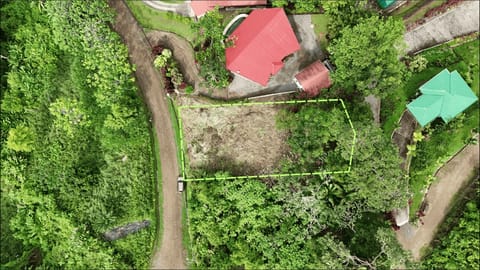 Terreno en venta con vista al Océano Pacífico en Ojochal