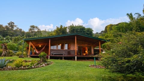 Finca sostenible en Monterrey de Rivas