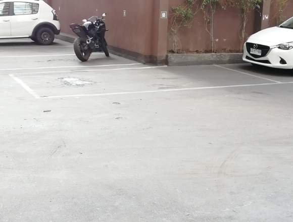 Arriendo de estacionamientos matta 52 en Santiago (Comuna)