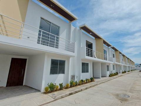 Casa en Venta en Conjunto Cerrado Cayca, Moderna, Santa Marta en Santa Marta (Municipio)