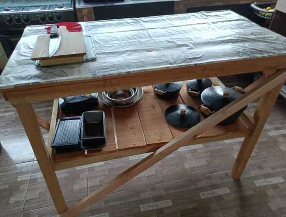 Mesa rustica hecha a medida en Encarnación (Distrito)