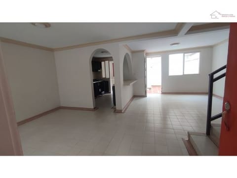 VENDE CASA