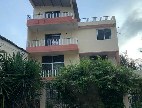 Terreno con edificación en venta - Barrio Córdova en Manta (Cantón)