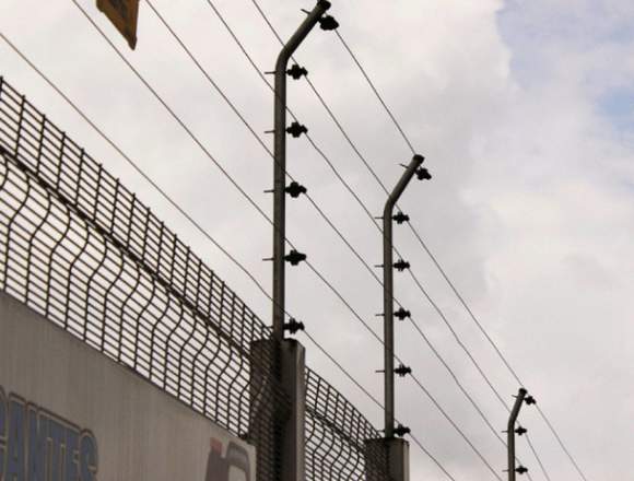 CERCA ELECTRIFICADA en Santo Domingo Norte (Municipio)