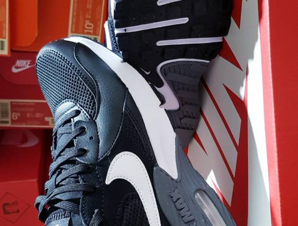 Nike air Max Exceel original en caja en Lomas de Zamora (Localidad)