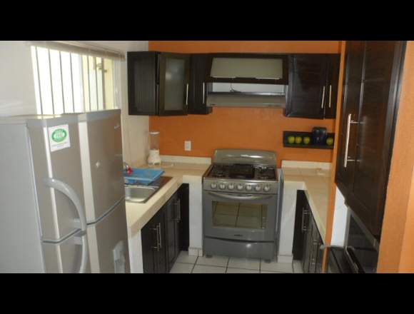 SE RENTA CASA EN VILLA DEL MAR , COTO 5 en Manzanillo (Municipio)