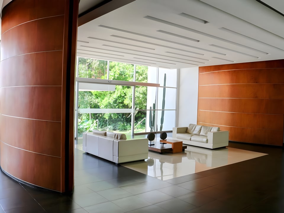 APARTAMENTO CON VISTA PANORÁMICA EN EL POBLADO – El TESORO, MEDELLÍN en Medellín (Municipio)