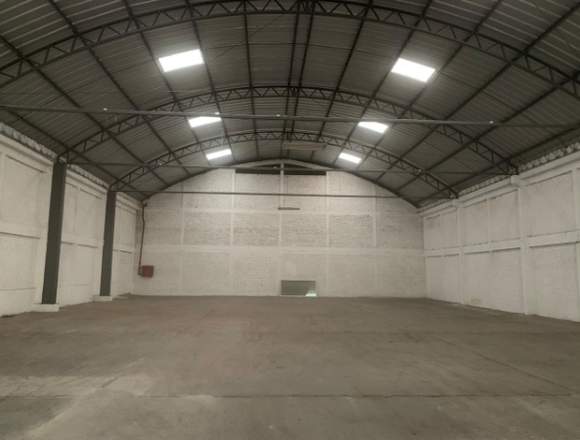 ALQUILER DE BODEGA KM 6.5 VIA DAULE en Guayaquil (Cantón)