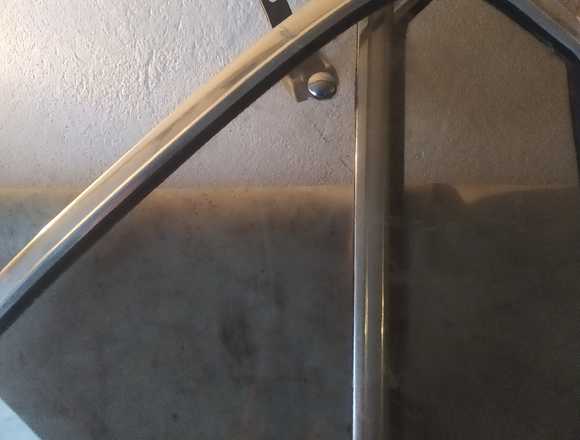 BMW E21 ventanas traseras abatibles en Toledo (Municipio)