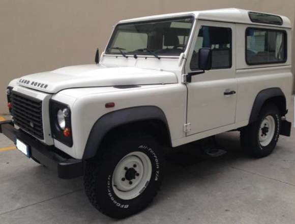 Land Rover Defender 90 Td4 Station Wagon 122hp en Alameda del Valle (Municipio)