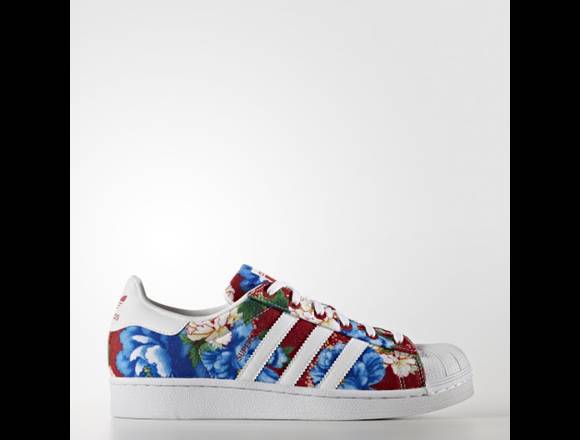 Zapatillas Adidas usadas en San Miguelito (Distrito)
