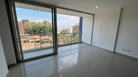 Exclusivo apartamento en venta en unidad cerrada en Envigado HB en Envigado (Municipio)