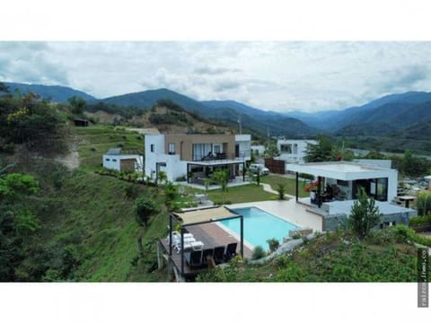Vendo casa campestre en Sopetran
