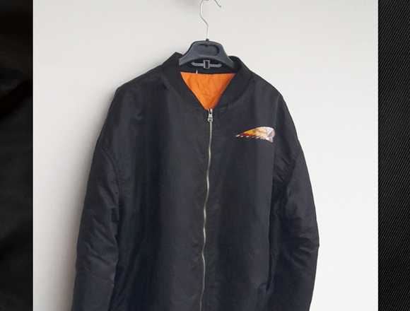 Bomber Jacket Talla L en San Salvador (Municipio)