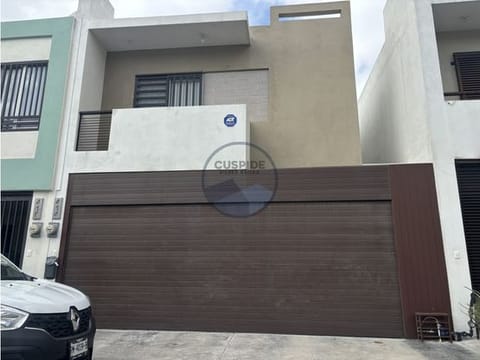 APV CASA EN RENTA EN ALMERIA APODACA NL