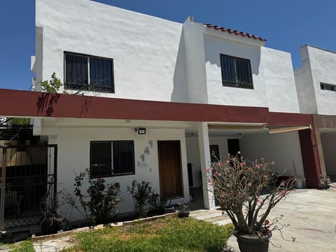 RMC CASA EN RENTA EN LOS ARRECIFES EN APODACA EN NUEVO LEON en San Nicolás de los Garza (Municipio)