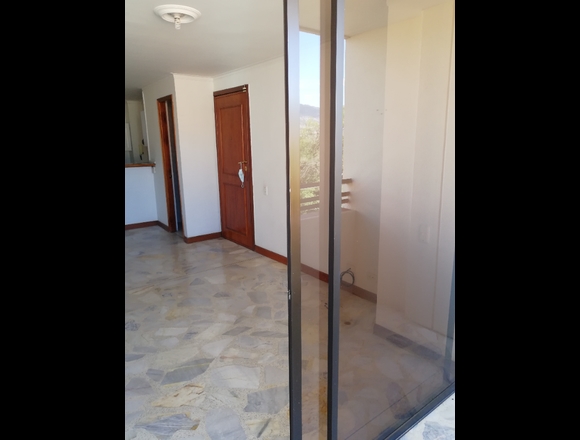 Aparta-estudio, grande, alcoba independiente