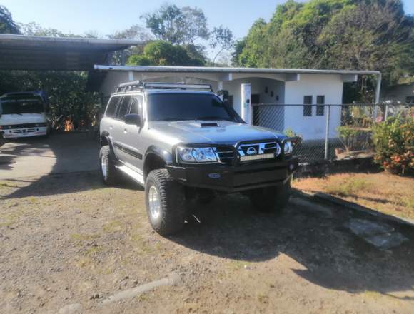 Vendo nissan patrol td42 en Santiago (Distrito)