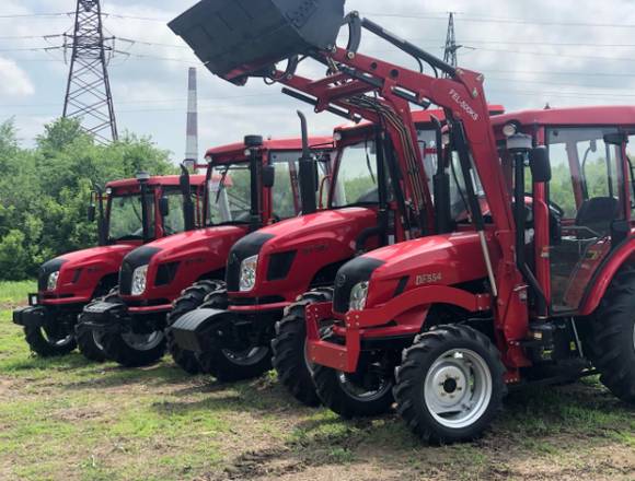 tractor nuevo con cargador frontal incorporado en Lampa (Comuna)